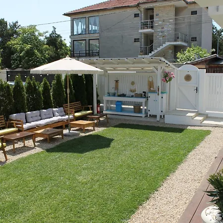 Casa Ayan